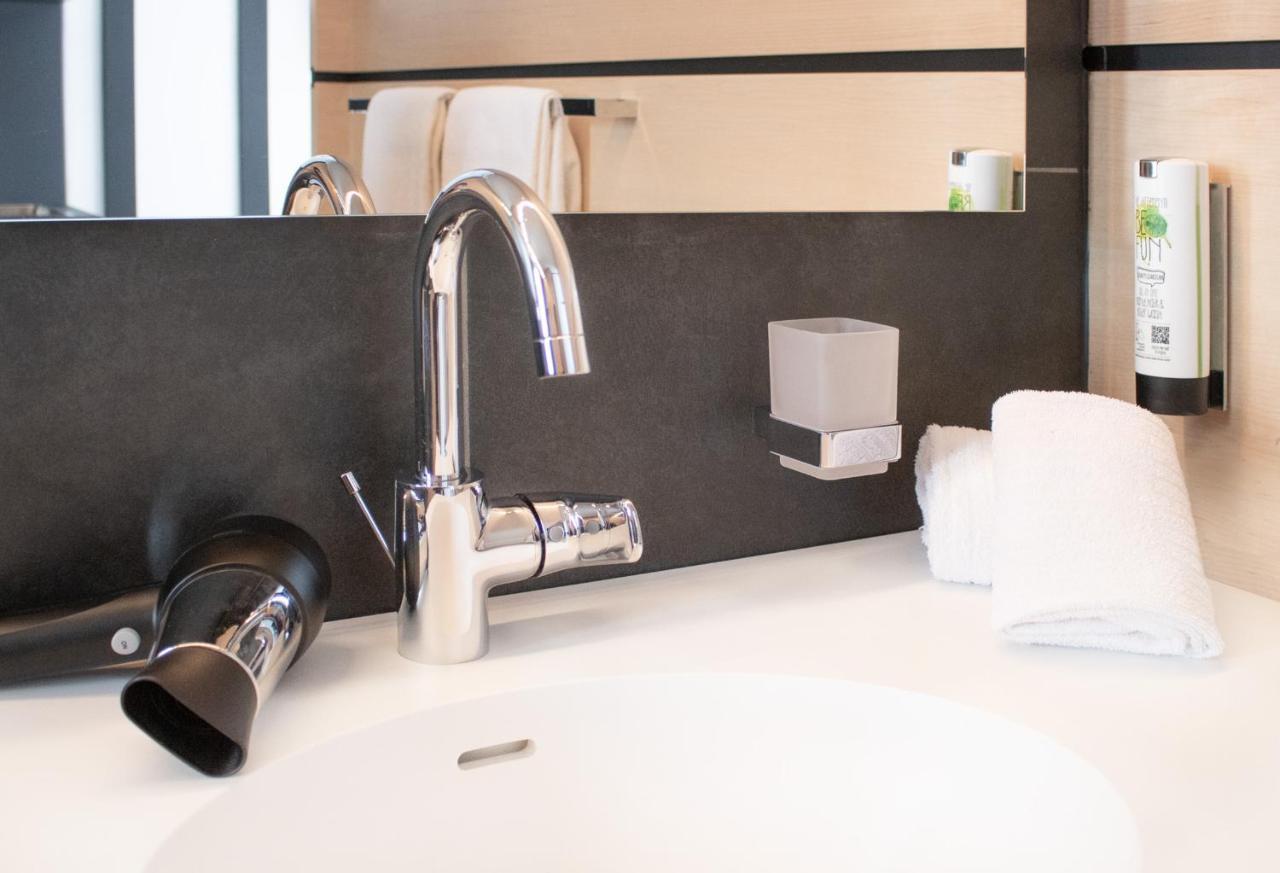 Ae Hotel By Wmm Hotels Rennertehausen ภายนอก รูปภาพ